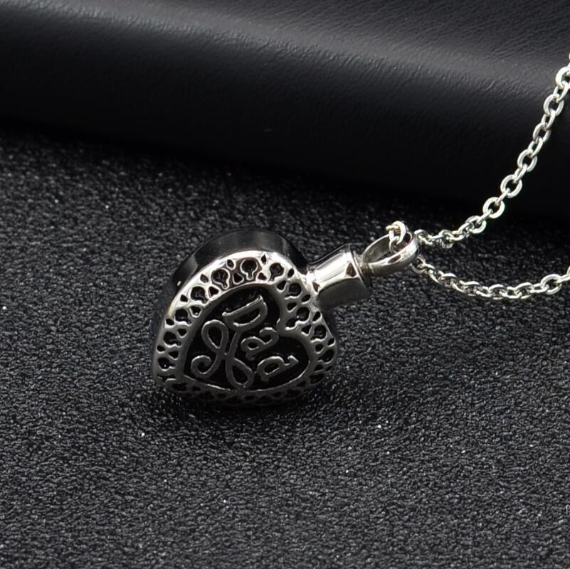 DAD Ashes Necklace Can Be Opened Fashionable Heart-shaped Pendant New Relatives Heart Memorial DAD